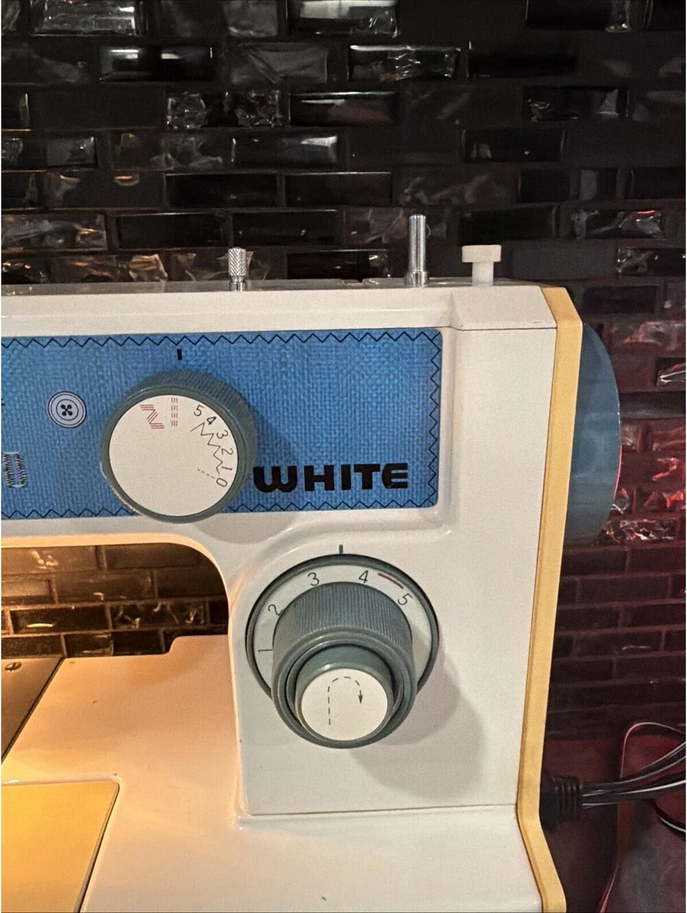 Portable White Company, Sewing Machine Pedal & Acs Model 221 Tested/working